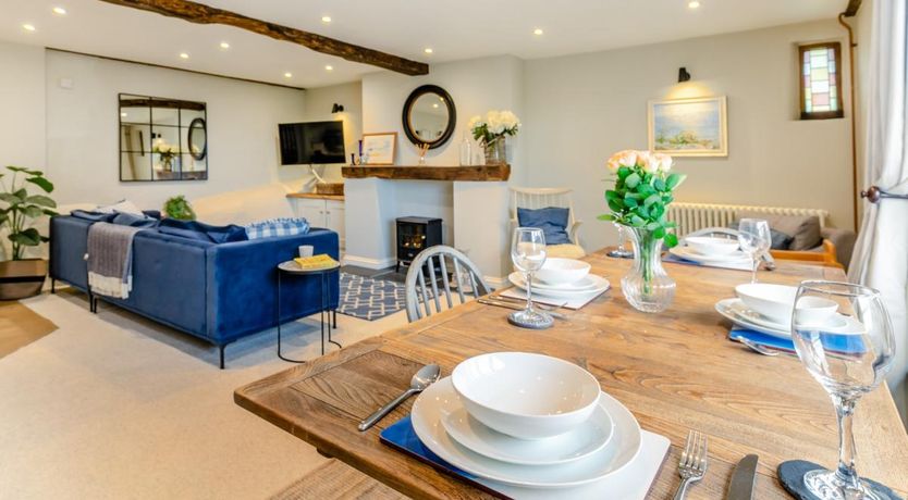 Photo of 2 Bed in Lee