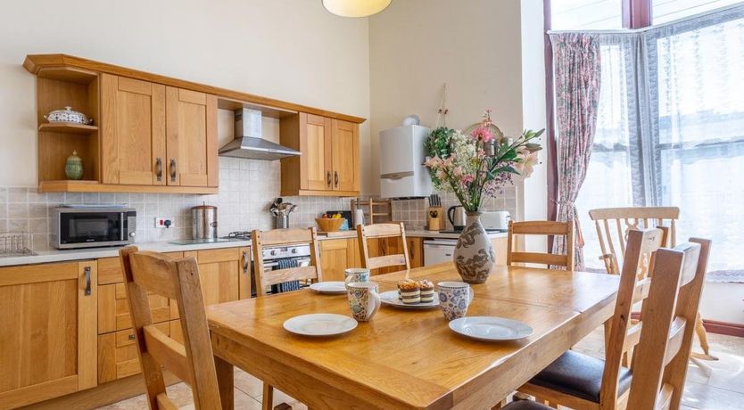 Photo of 2 Bed in Ilfracombe