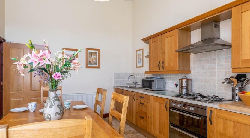 Photo of 2 Bed in Ilfracombe