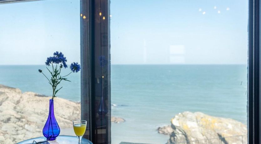 Photo of 2 Bed in Ilfracombe