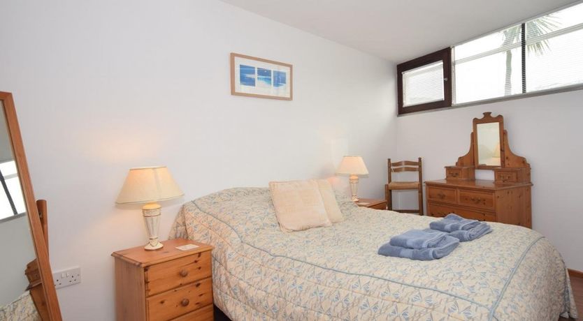 Photo of 1 Bed in Westward Ho