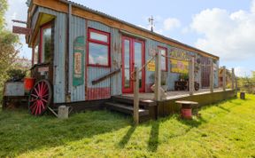 Photo of Crows Cabin