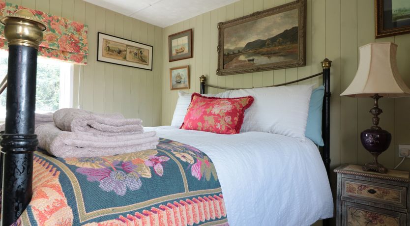 Photo of Crows Cabin