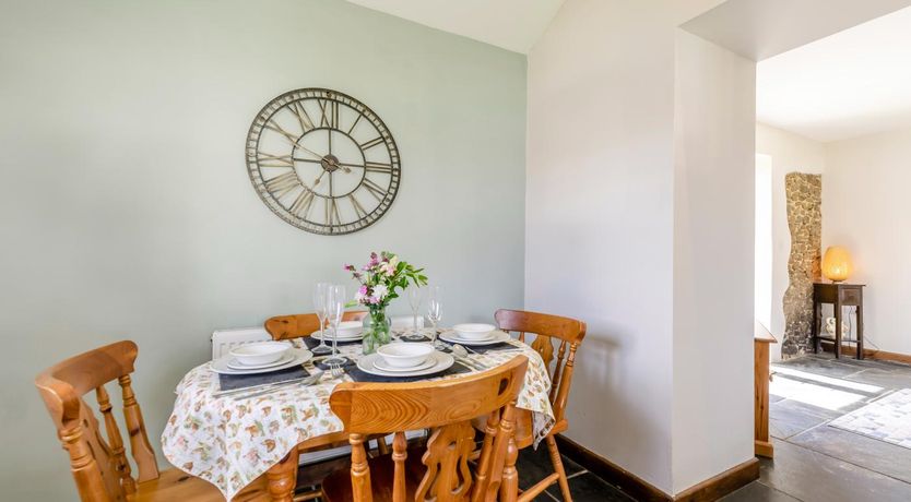 Photo of 2 Bed in Holsworthy