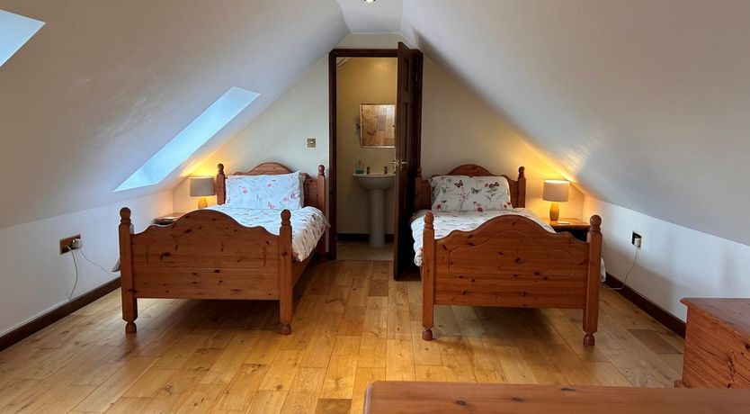 Photo of 2 Bed in Holsworthy