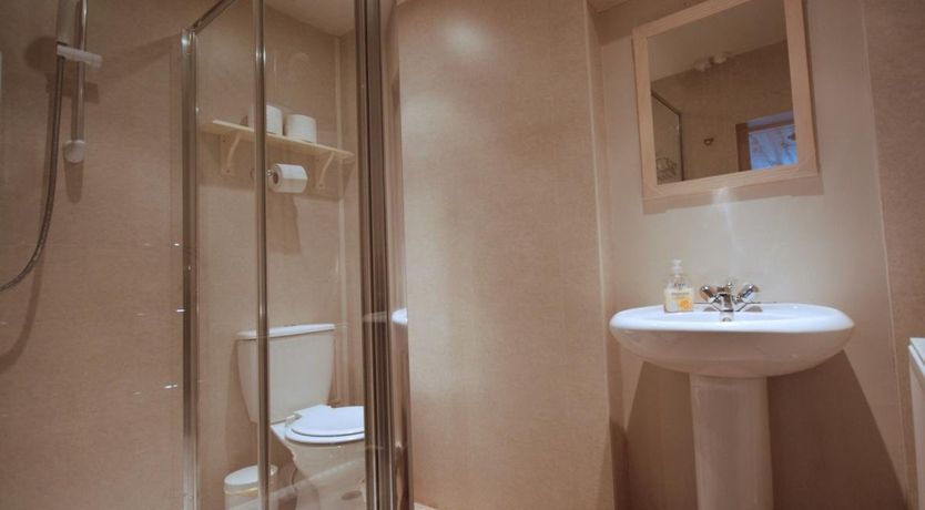 Photo of 2 Bed in Appledore