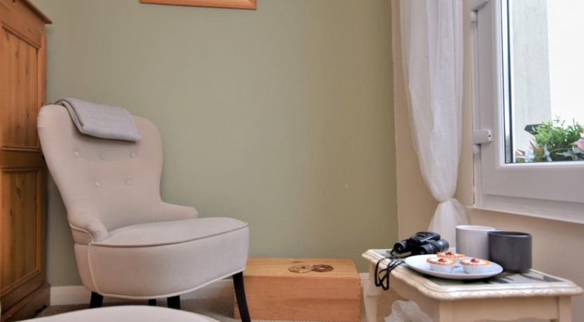 Photo of 1 Bed in Appledore