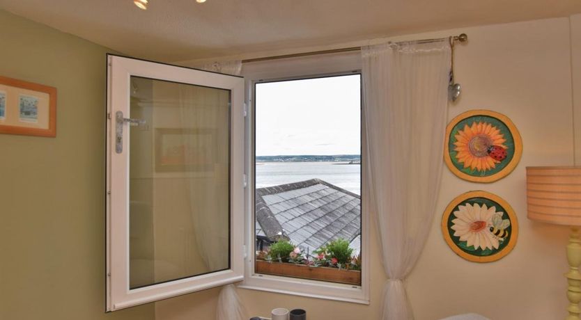 Photo of 1 Bed in Appledore