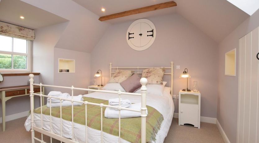 Photo of 2 Bed in West Linton