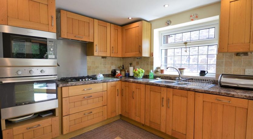 Photo of 2 Bed in Crickhowell