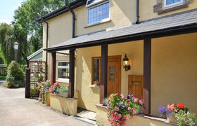 Photo of crickhowell-cottage-9