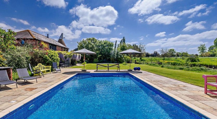 Photo of 5 Bed in Ashford
