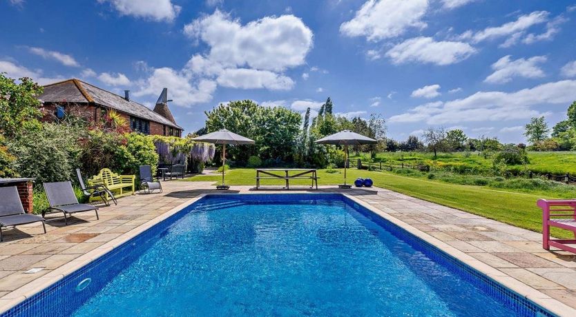 Photo of 5 Bed in Smarden