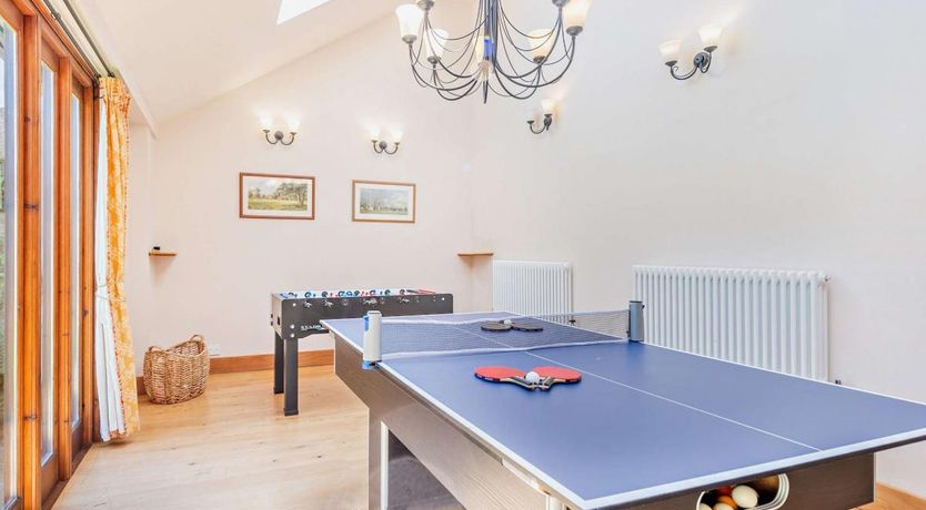 Photo of 5 Bed in Smarden