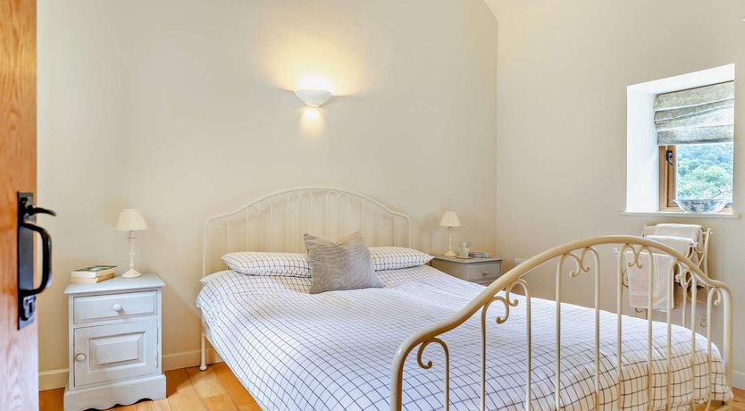 Photo of 1 Bed in Bampton