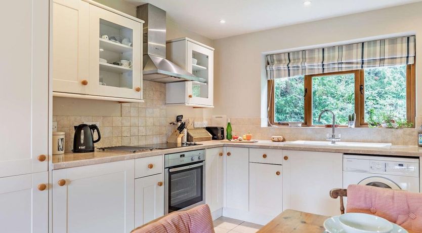 Photo of 1 Bed in Bampton