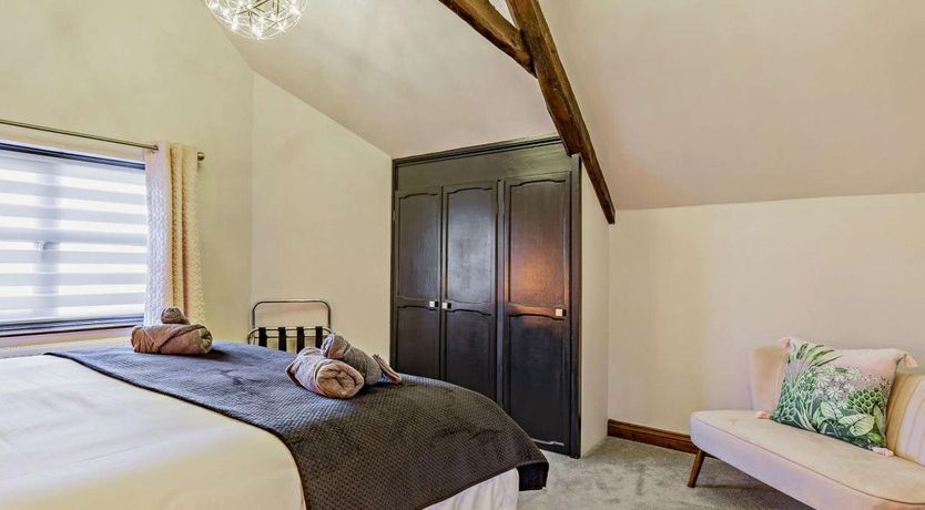 Photo of 2 Bed in Hiscott