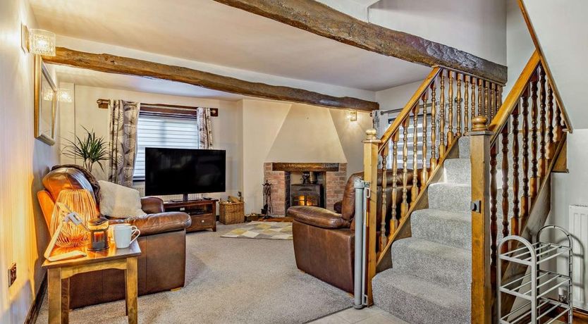 Photo of 2 Bed in Hiscott