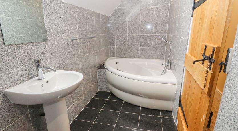 Photo of Rhandregynwen Hall