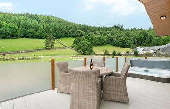 Llyn Dinas Lodge Holiday Cottage