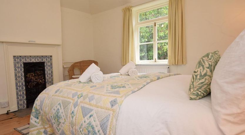 Photo of 4 Bed in Lyndhurst