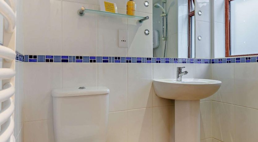 Photo of 2 Bed in Golant