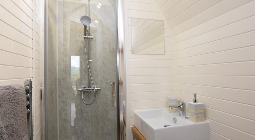 Photo of 1 Bed in Teviothead