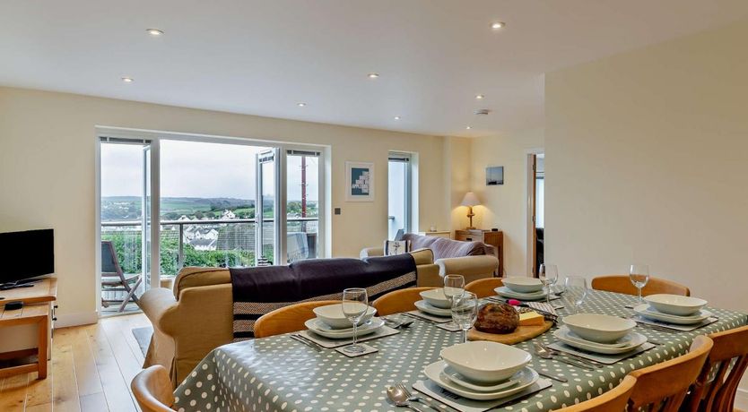 Photo of 4 Bed in Appledore