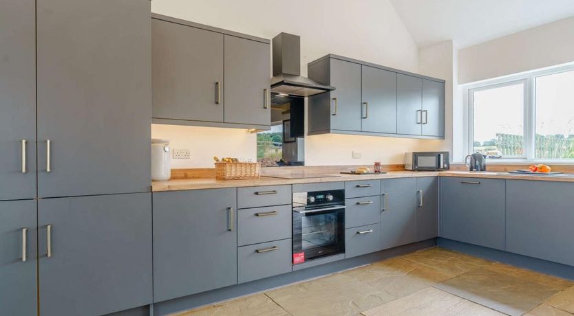 Photo of 3 Bed in Swinton Grange