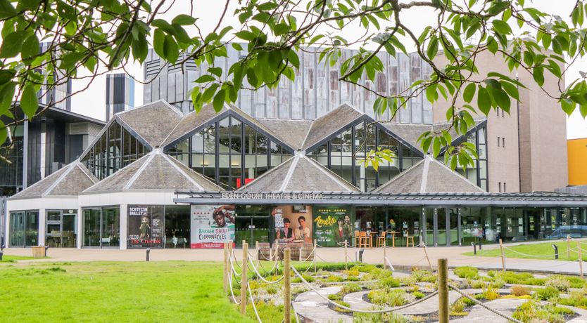 Photo of 7 Riverside Gardens