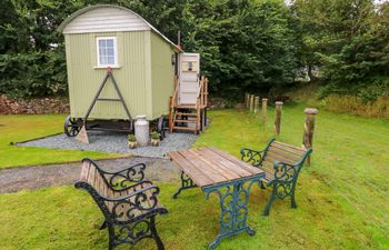 Shepherds Hut - The Crook Holiday Cottage