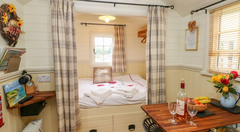 Photo of Shepherds Hut - The Crook