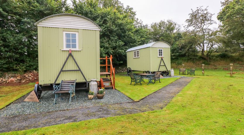 Photo of Shepherds Hut - The Hurdle