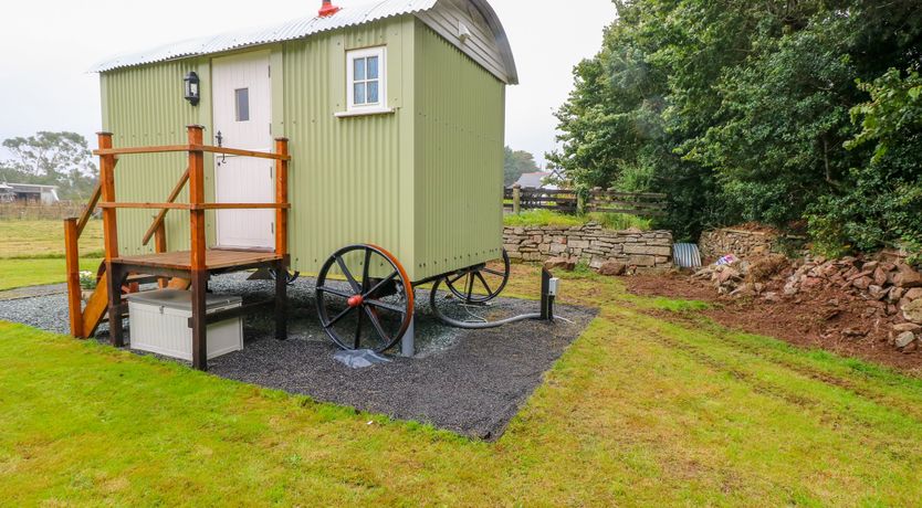 Photo of Shepherds Hut - The Hurdle