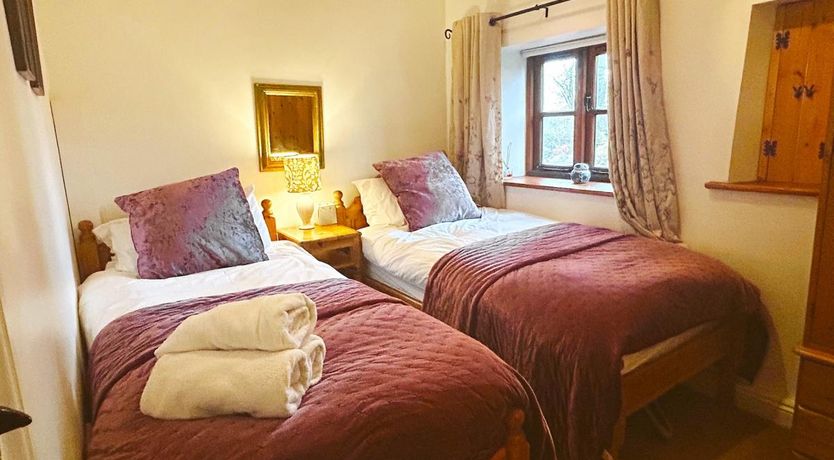 Photo of 2 Bed in Thornbury