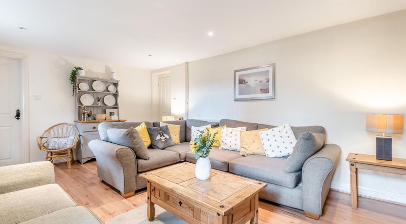 Photo of 3 Bed in Holsworthy