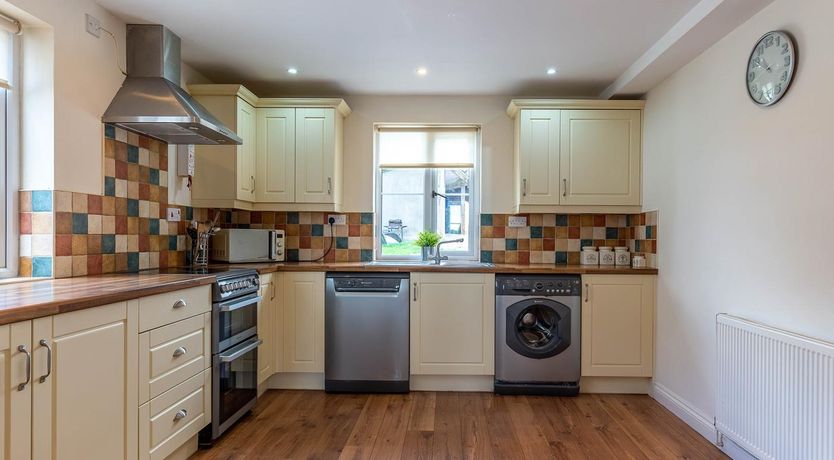 Photo of 3 Bed in Holsworthy