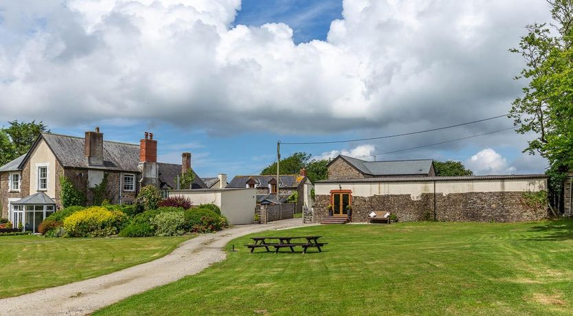 Photo of 3 Bed in Holsworthy