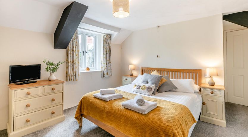 Photo of 3 Bed in Holsworthy