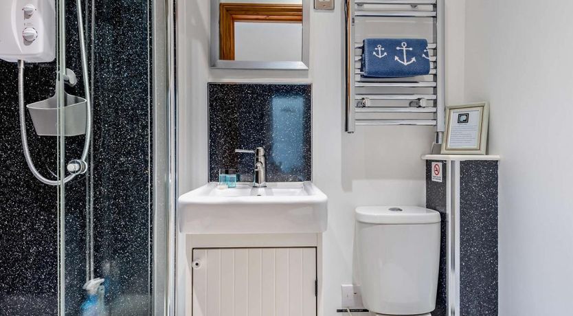 Photo of 1 Bed in Downton