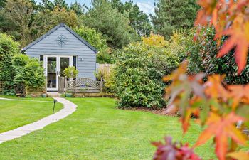 Log Cabin in Hampshire Holiday Cottage