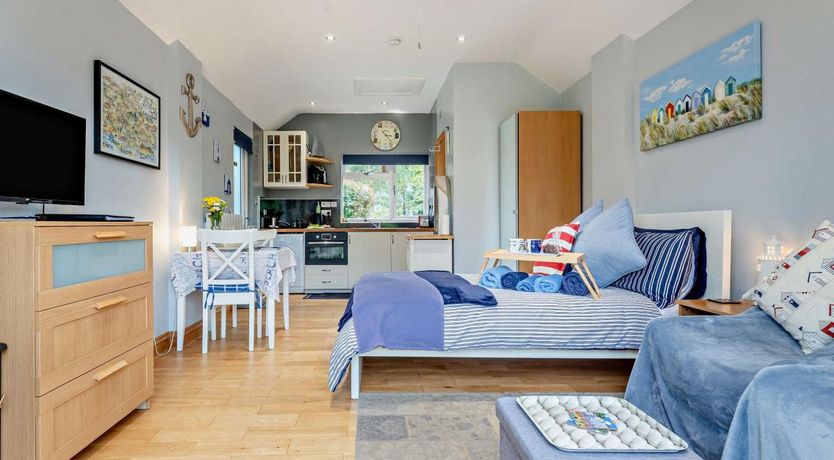 Photo of 1 Bed in Downton