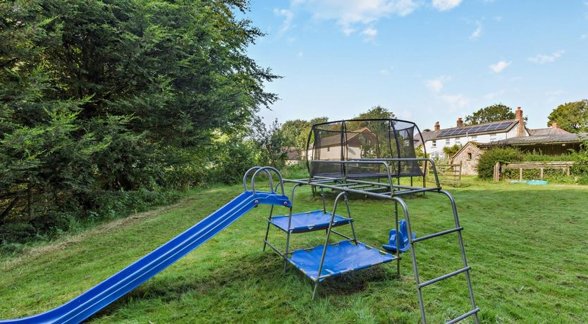 Photo of 3 Bed in Holsworthy