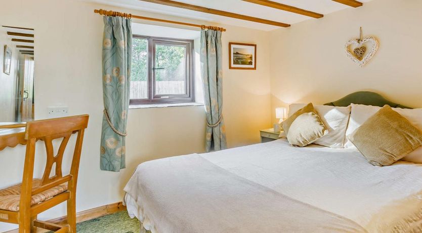 Photo of 3 Bed in Holsworthy Beacon