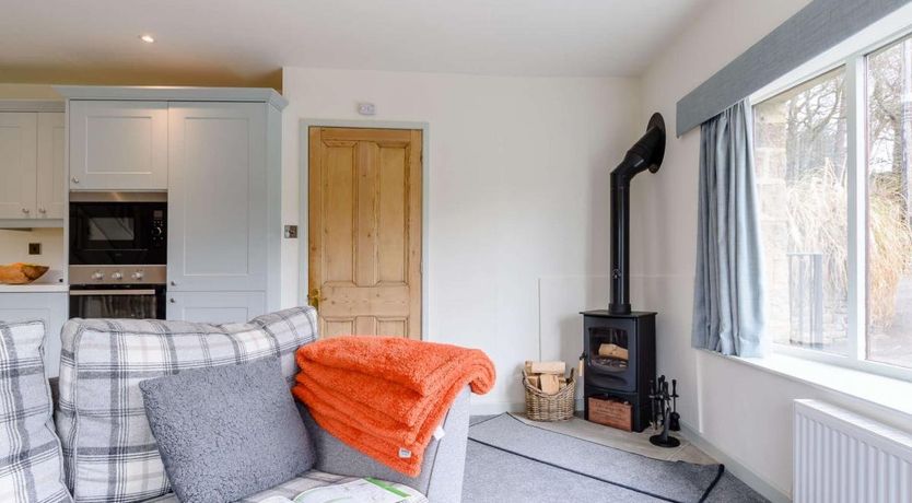 Photo of 1 Bed in Summerbridge