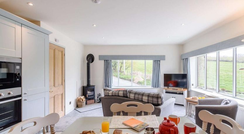 Photo of 1 Bed in Summerbridge