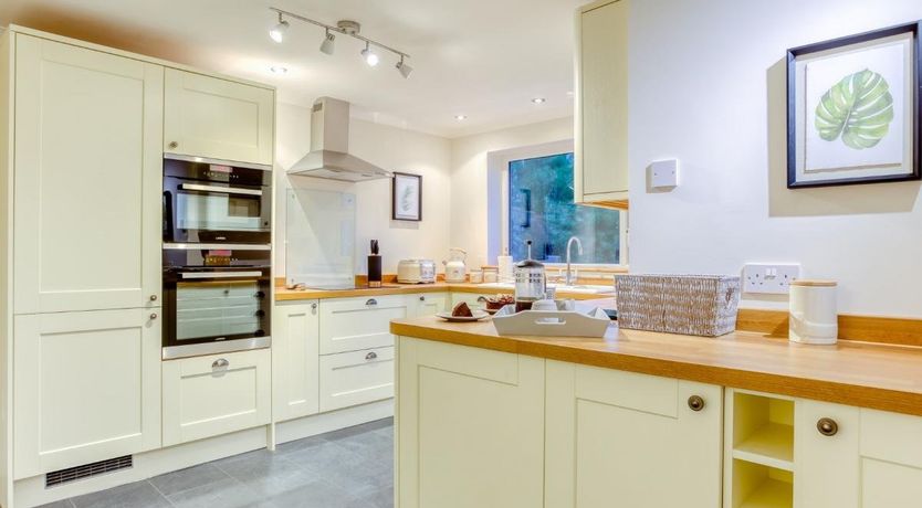 Photo of 4 Bed in Parkham