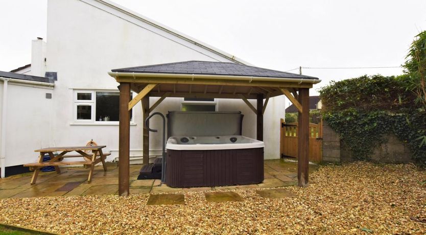 Photo of 4 Bed in Parkham