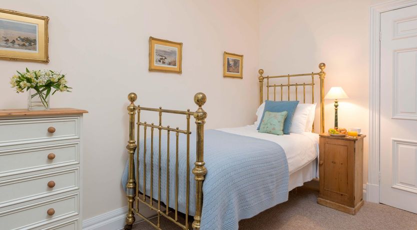 Photo of Manor Cottage