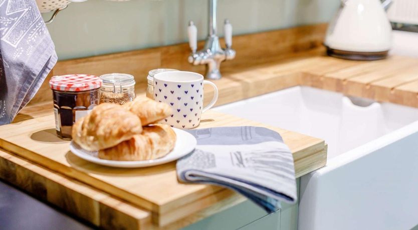 Photo of 1 Bed in Newton Abbot